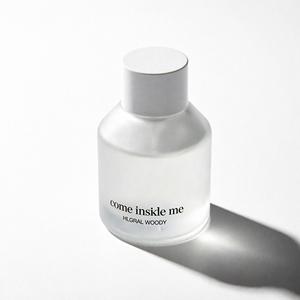 Huile Intime Hydratante Come Inskle Me Hlgral Woody, Équilibre du pH, Parfum Floral Boisé, Contrôle Naturel des Odeurs pour Peaux Sensibles - Product Image 1