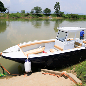 เรือตกปลาอะลูมิเนียมเกรดมารีน DNV 5083 ที่ปรับแต่งได้ ได้รับการรับรองมาตรฐาน CE พร้อมเครื่องยนต์ 150 แรงม้า รองรับผู้โดยสาร 7-10 คน - Product Image 2