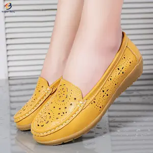 Buon prezzo multicolore di modo della donna scarpe casual slip-on di trasporto delle signore piatto scarpe di cuoio