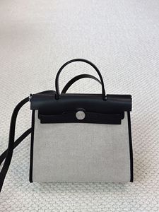 Nouveau sac fourre-tout Herbag de luxe en toile et cuir véritable, grande capacité, sac à bandoulière, sac à main classique inspiré des grands créateurs - Product Image 1