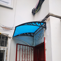OEM personnalisé bricolage facile à installer 60*100cm design moderne extérieur porte fenêtre auvent support en plastique feuille de polycarbonate auvent