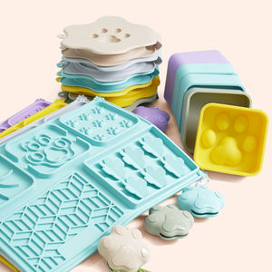 Productos de Silicona para Mascotas Es-Pro ODM/OEM, Más Vendidos, Libres de BPA, Plato de Silicona para Perros y Gatos, Juego de Platos de Alimentación Lenta, Tapete Antiderrames - Product Image 1