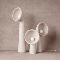 Lampe de sol de style nordique, design artistique de célébrité d'Internet, en résine, pour table de chevet, modèle de chambre
