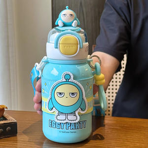 Bouteille d'eau isotherme Eggy Party Kids 500 ml, gobelet portable en acier inoxydable pour les enfants à l'école, à utiliser dans le sac à dos - Product Image 1