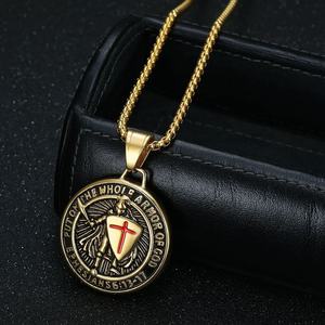 Collar con Colgante de Moneda, Medallón Impermeable de Acero Inoxidable para Hombre, Estilo Cadena, Tono Dorado, Tono Plateado, Escudo Redondo, Emblema de Caballero - Product Image 3