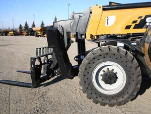 Chariot télescopique haute performance 4,5T STH1056A, hauteur de levage 17m, chariot élévateur télescopique pour la construction - Product Image 4