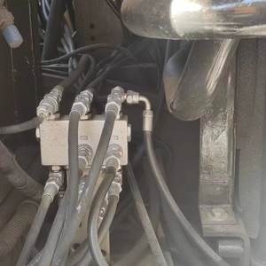 Vente promotionnelle : Excavatrice VOLVO EC140 d'occasion, faible nombre d'heures de travail, prix bas, excavatrice d'occasion Volvo EC300, pompe - Exportation permanente - Product Image 6