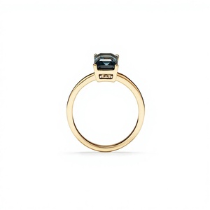 Anillo de Plata 925 con Topacio Azul Corte Esmeralda para Mujer, Chapado en Oro Amarillo de 14K, Anillo de Compromiso Solitario - Product Image 3