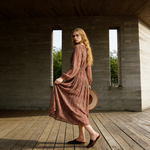 Elegante Abito Estivo da Donna con Stampa Floreale Metallizzata, Stile Boho, Leggero, Scollo a V, Vita Arricciata, Vestito Fluido <span class=keywords><strong>per</strong></span> Feste - Product Image 4