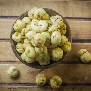 Makhana (Noix de Renard) Grillée Aromatisée, Prête à Consommer, Collation Saine, Riche en Protéines, Végétalienne, Sans Gluten, Faible en Calories, Marque Privée, Croustillante - Product Image 3