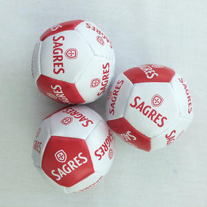 Bolas de <span class=keywords><strong>malabares</strong></span> Conchas de vinilo multicolores Bolas de circo con diseño de 4 paneles, Bolas de <span class=keywords><strong>malabares</strong></span> de plástico Profesional - Product Image 4