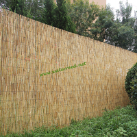 Valla de caña pelada para jardinería