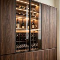 Nouveau style : Meuble de rangement modulaire en bois de noyer et verre pour restaurant, avec éclairage LED intégré, idéal pour salle à manger