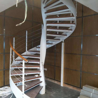 Escalier en colimaçon de luxe personnalisé Escalier intérieur extérieur marches d'escalier en acier Escalier en colimaçon en métal avec marche en bois