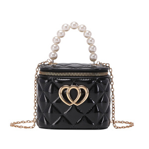 Elegante Mini Borsa <span class=keywords><strong>a</strong></span> Secchiello con Motivo <span class=keywords><strong>a</strong></span> Diamanti e Doppia Decorazione <span class=keywords><strong>a</strong></span> Cuore, Borsa <span class=keywords><strong>a</strong></span> Tracolla per Donne - Product Image 5