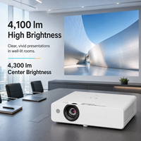 Proyector PT-UX426C de 4300 Lúmenes XGA 3LCD de Alto Brillo con Sensor de Luz Ambiental para Aulas, Negocios y Capacitación