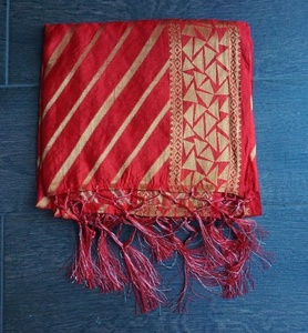 Kashmiri Maroon Color <b>Woolen</b> <b>Shawl</b> - Product Image 4