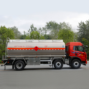 Автоцистерна FAW 6x2 для перевозки топлива и масла, объем 15000-30000 л, высокопроизводительная конструкция для эффективной транспортировки - Product Image 3