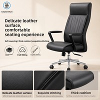 Chaise de bureau ergonomique haut de gamme en cuir noir avec dossier haut, structure en bois et base en acier, pivotante et réglable en hauteur pour conférence et usage professionnel