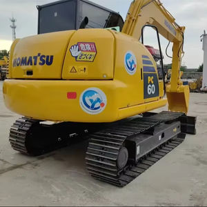 Mini excavatrice Komatsu PC60 d'origine utilisée fabrication japonaise 2020 modèle 6 tonnes 0.25m godet moteur Isuzu en bon état - Product Image 1