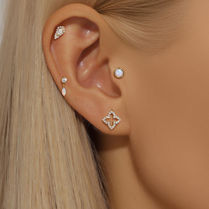 Boucles d'oreilles clous en argent 925, opale ronde de luxe, étoile creuse à quatre branches, très vendues - Product Image 2
