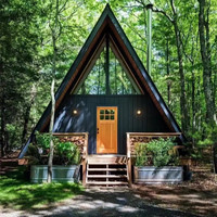 Maison triangulaire préfabriquée en acier durable, conception personnalisée pour projets de maisons modulaires écologiques en conteneurs modernes