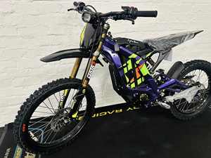 Moto électrique tout-terrain Surron Light Bee X 2026, 60V 40Ah, puissance de crête 6kW, vitesse maximale 75km/h, couple élevé, pour adulte, en vente - Product Image 3