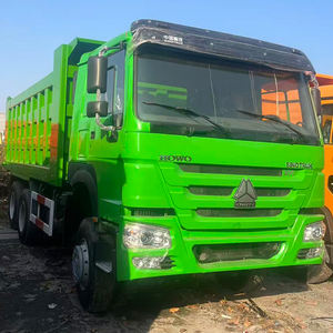 Camión Volquete Howo 8x4 en Venta con Grúa, Apto para Aplicaciones de Trabajo Pesado, Mejora la Eficiencia en Obras - Product Image 5