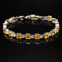 Natuna Fine Jewelry Bracelet de luxe pour femme Bracelet en argent sterling 925 plaqué or 18 carats perles cubes pour le quotidien