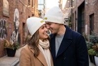 Bonnet en tricot 100 % acrylique, chaud et doux, à motif de dessin animé/personnage, unisexe pour hommes et femmes, idéal pour l'hiver, les voyages et les activités de plein air par temps froid
