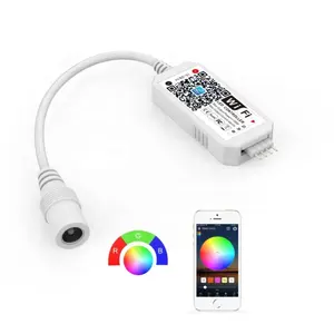 Smartphone di Controllo A Casa La Magia Wifi DIM RGB RGBW Controller RGB con 24Key IR Telecomando per 5050 Luce di Striscia del LED