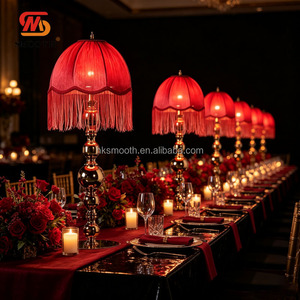 Lampe de table de mariage élégante, style victorien, abat-jour en tissu à franges ivoire, support en métal doré, idéale pour les événements et les fêtes - Product Image 5