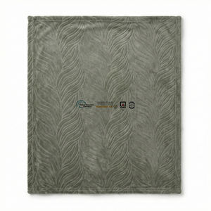 Manta de terciopelo jacquard 3D con diseño de copo de nieve, temática navideña, suave y cálida, para promoción hotelera - Product Image 1