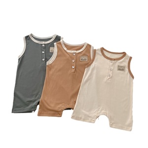 Vente en gros de grenouillère d'été bon marché pour nouveaux-nés de 3 à 6 <span class=keywords><strong>mois</strong></span> en coton biologique côtelé sans manche sur mesure pour bébé fille et garçon - Product Image 1