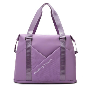 กระเป๋าทรงดัฟเฟิลสำหรับไปยิมของผู้หญิงกันน้ำได้กระเป๋าทรงดัฟเฟิลสำหรับเดินทางแบบสุดสัปดาห์ผ้าอ๊อกซ์ฟอร์ดมีซิปปิดแฟชั่นโลโก้ออกแบบได้ตามต้องการ - Product Image 5