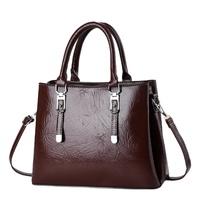 Sacs fourre-tout en cuir PU noir à grande capacité avec logo personnalisé imprimé en usine OEM pour femmes, sacs à main à bandoulière à fermeture ouverte