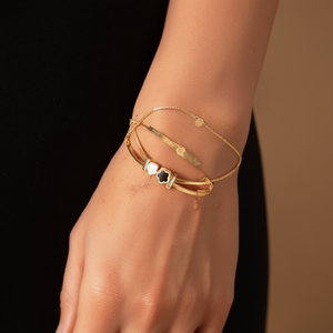 กำไลข้อมือแฟชั่น สแตนเลสสตีล 316L ชุบทอง PVD ลายโคลเวอร์สีดำขาว เครื่องประดับสำหรับผู้หญิง - Product Image 3