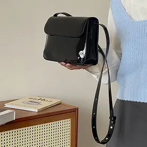 Luxe imperméable Vintage en cuir verni petit <span class=keywords><strong>sac</strong></span> carré 2023 mode femmes multicolore en cuir Pu <span class=keywords><strong>noir</strong></span> <span class=keywords><strong>sac</strong></span> à main - Product Image 1