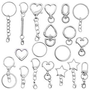 Pendentif de voiture en alliage métallique coloré en forme d'étoile, directement de l'usine, cadeau pour femme, porte-clés léger avec fermoir à pression, breloque de sac - Product Image 6