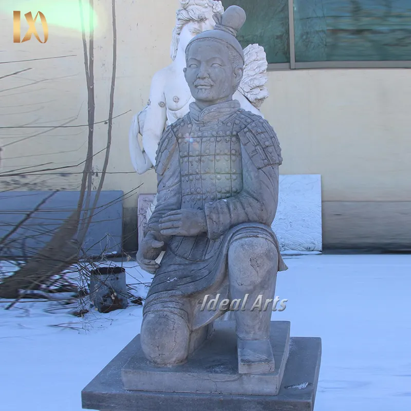 Cina vendita diretta in fabbrica pietra di marmo naturale scultura figura statua guerrieri di Terracotta e cavalli scultura per la decorazione del giardino