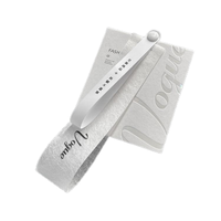Cartes en papier de vêtements pour enfants pour femmes en gros-étiquette d'étiquettes de vêtements de sous-vêtements d'impression de logo personnalisé pour l'emballage de vêtements
