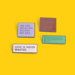 ชุดหมุดเคลือบสำหรับงานฝีมือโลหะตัวอักษรแบบมินิมอล - Product Image 1