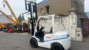 Chariot élévateur électrique TCM FD30T4 d'occasion de 3/5/7/10 tonnes à moteur diesel, silencieux et respectueux de l'environnement - Product Image 3