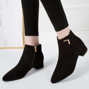 <span class=keywords><strong>Stivaletti</strong></span> da donna 2022 autunno nuovi <span class=keywords><strong>stivaletti</strong></span> con <span class=keywords><strong>tacco</strong></span> <span class=keywords><strong>medio</strong></span> in PU smerigliato <span class=keywords><strong>tacco</strong></span> spesso stivali da donna con punta a punta all'ingrosso - Product Image 2