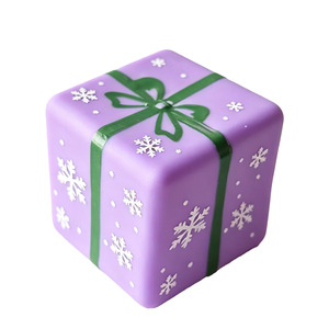 Caja de regalo navideña rellena de harina, cubitos de hielo, juguetes blandos de TPR para apretar, juguetes antiestrés, caja de regalo de Navidad - Product Image 5