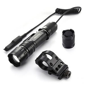 TK104 Lampe torche tactique multifonctionnelle à zoom LED 12W Haute puissance Patrouille Chasse en plein air Randonnée Lumière puissante et brillante - Product Image 2