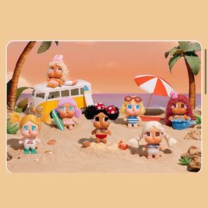 Nouveauté : Boîte mystère tendance avec pendentif en peluche PVC, thème Vacances d'été et bulles, prévente, dès 14 ans - Product Image 4