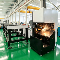 Machine de découpe laser semi-automatique 3000W 2000W pour le traitement des tuyaux ronds et carrés en acier inoxydable et en acier au carbone