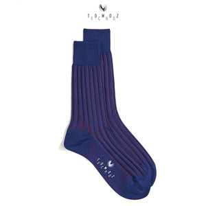 Chaussettes habillées en coton jacquard pour hommes, de haute qualité, personnalisées, à rayures bicolores, résistantes à la chaleur, respirantes et antibactériennes - Product Image 2