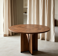 Table à manger ronde en parquet de noyer de style nordique avec base en bois massif et chaises en cuir blanc, meubles de salle à manger pour villa